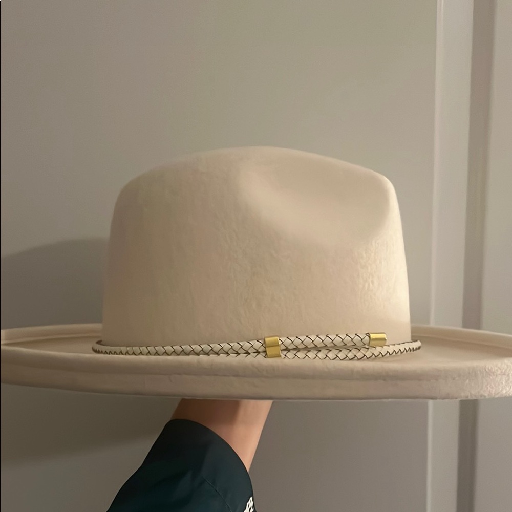 Cara Loren Gigi Pip collab hat